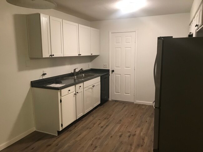 Photo - 1014 Kurze Ave