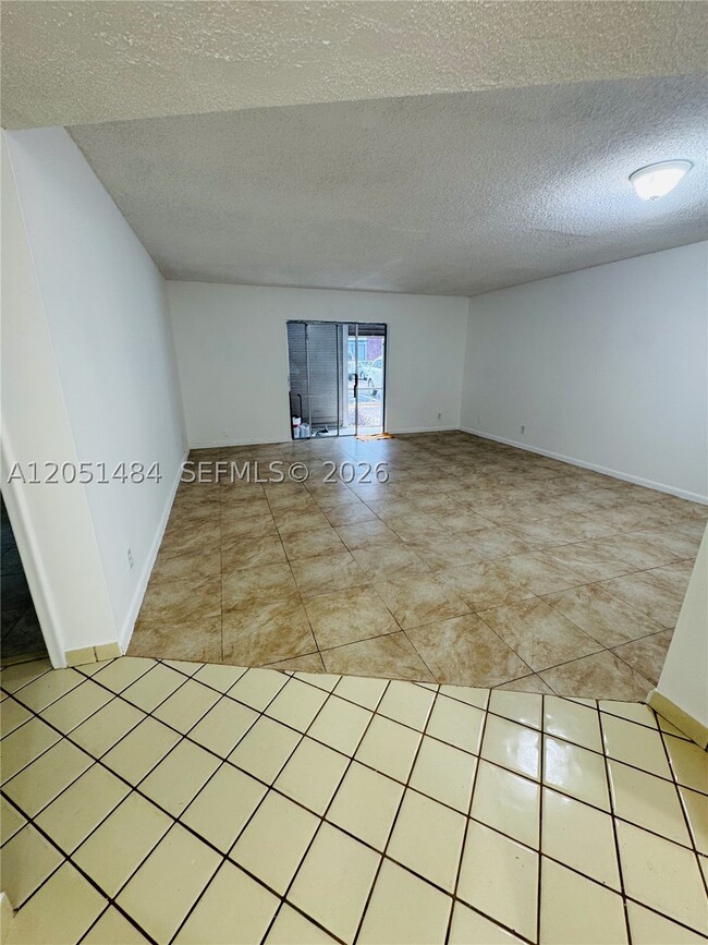 Building Photo - 2061 NW 47th Terrace Unit 111