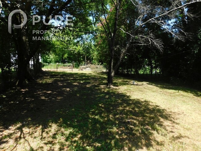 Photo - $200 Visa gift card offer!