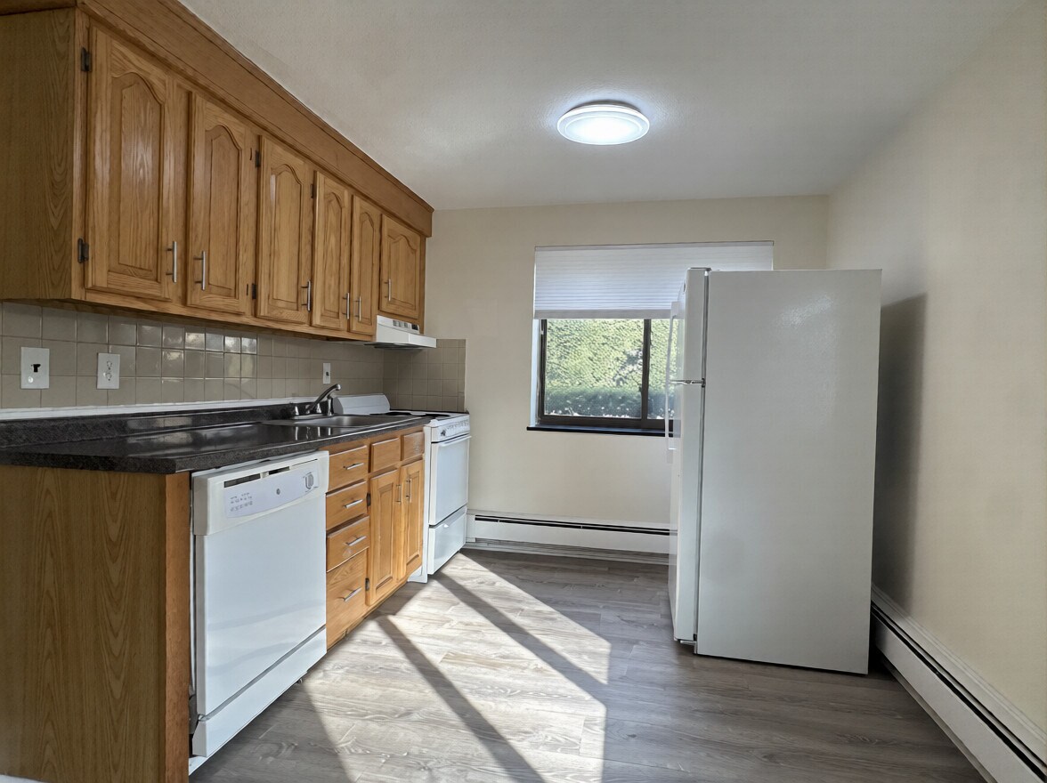 Photo - 20 Chester St Unit 5