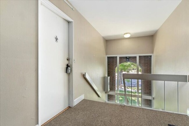 Photo - FOOTHILL 3 bed 2 bath Condo with Pool Unit Apartment 235