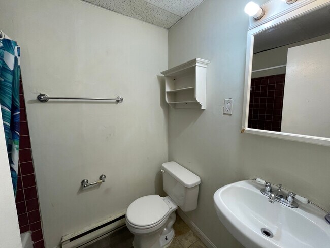 Photo - 884 Huntington Ave