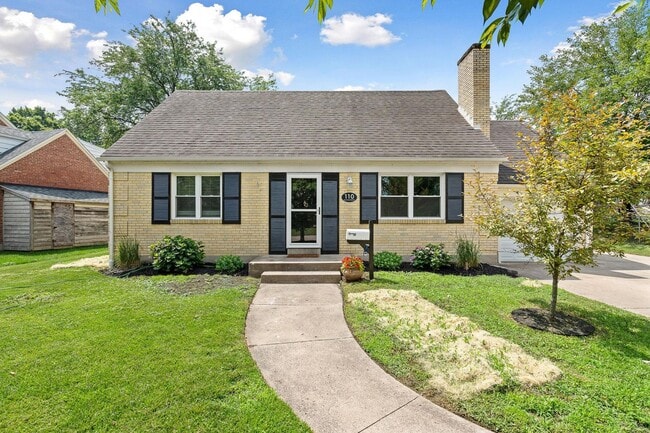 Building Photo - Quaint 4 Bed Cap Cod in Kettering