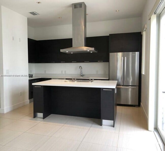 Building Photo - 9131 NW 33rd St Unit 0 Rental
