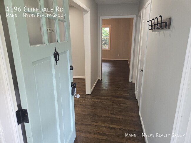 Photo - 4196 Cliffdale Rd