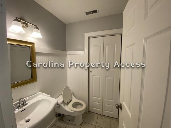 Photo - 4803 Walenda Dr