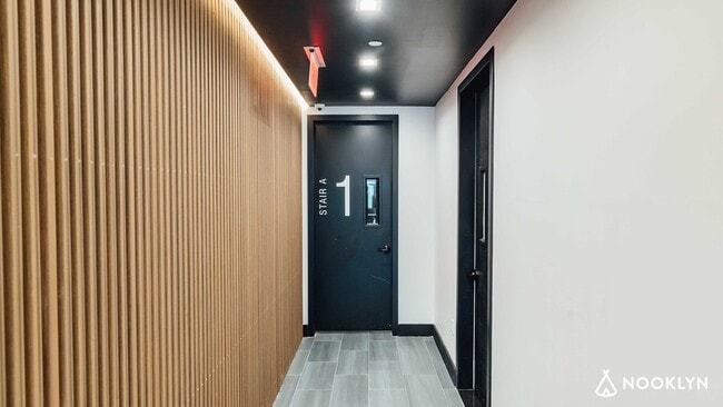 282 E 32nd St Unit 3d