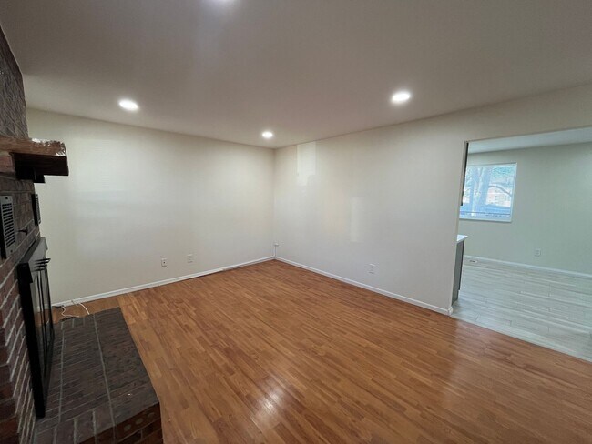 Photo - $500 Move in Special - Spacious 4 bed 2 ba...