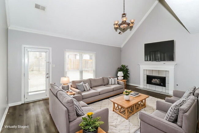 Photo - 1153 Hunters Green Cir S