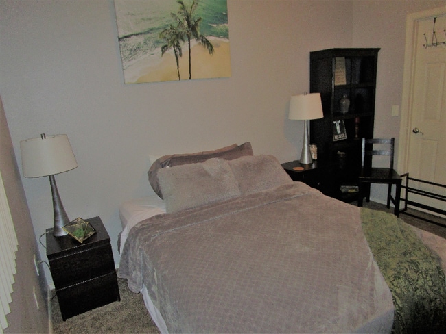 Photo - 3830 E Lakewood Pkwy E Condo