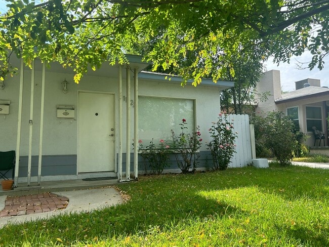 Price Reduced- Spacious 2 Bedroom, 1 Bathr... - Price Reduced- Spacious 2 Bedroom, 1 Bathr...