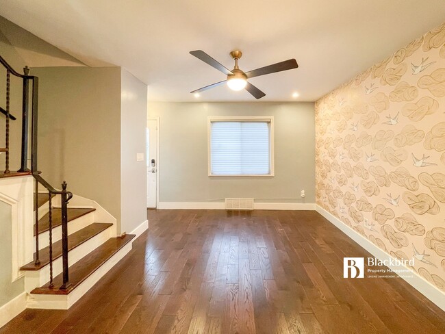 Photo - 339 36th St SE