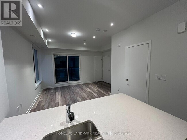 Photo - 3425 Ridgeway Dr