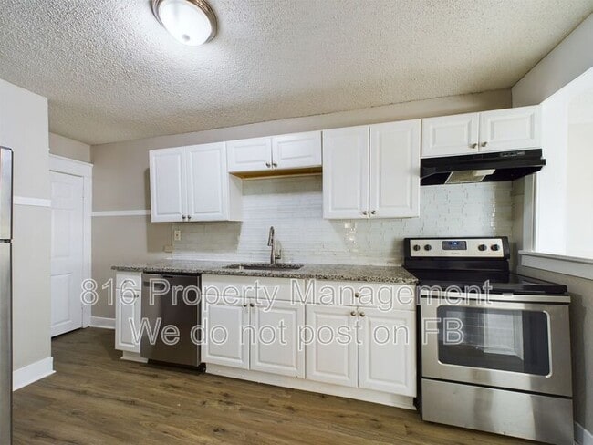 Photo - 6931 Agnes Ave