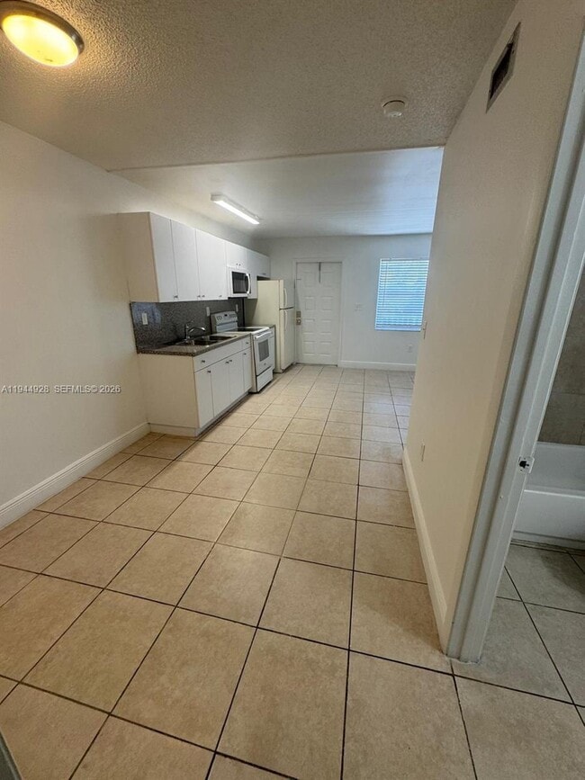 Photo - 2401 Van Buren St Unit 13