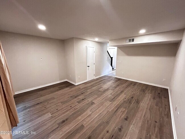 Photo - 111 E 1st St Condo Unit 32