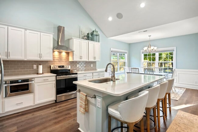 Photo - 245 Brace Dr Unit SI ID1253464P