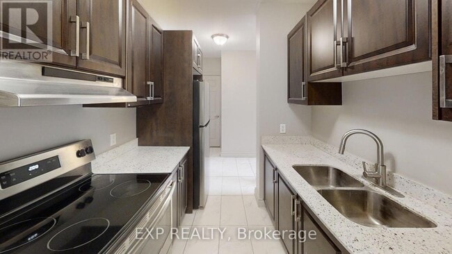 Photo - 95 Barrie Rd