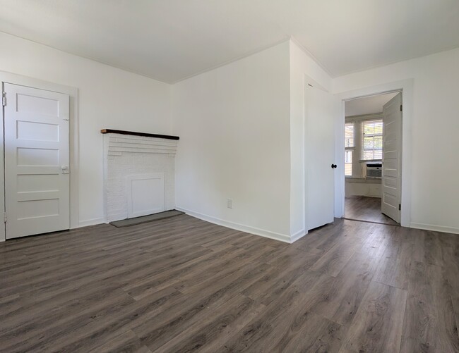 Photo - 810 Shull St Apartments Unit B