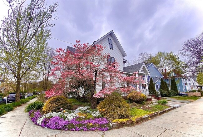 Photo - 209 Walnut St Unit 1