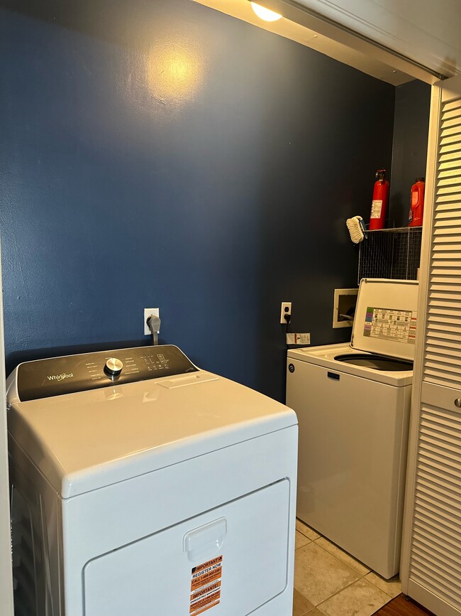 Photo - 1219 Kater St