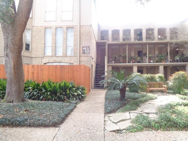 Building Photo - 4633 Wild Indigo St Unit 547