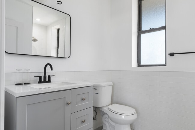 Photo - 3025 W Irving Park Rd
