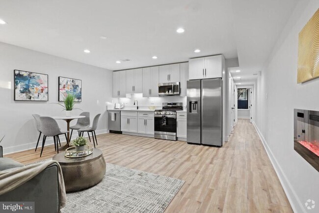 Building Photo - 5522 13th St NW Rental