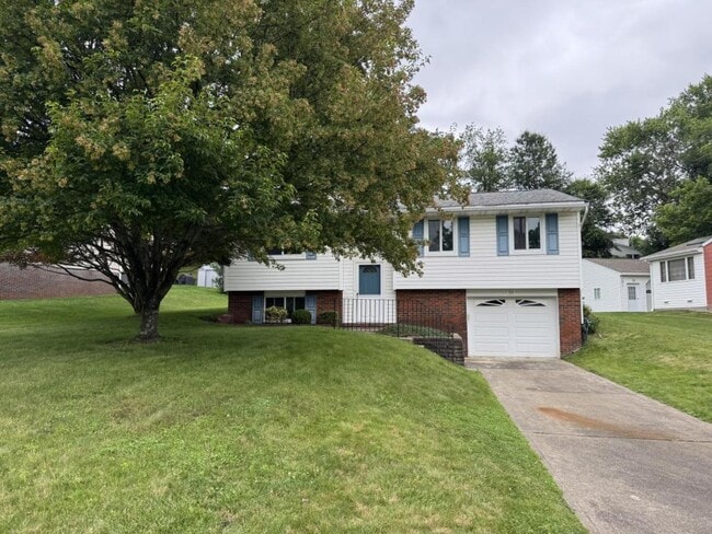 Building Photo - 111 Treeview Dr Rental