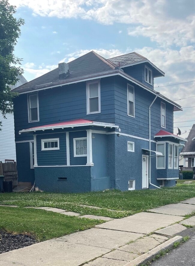 Photo - 1934 Butterfield Ave