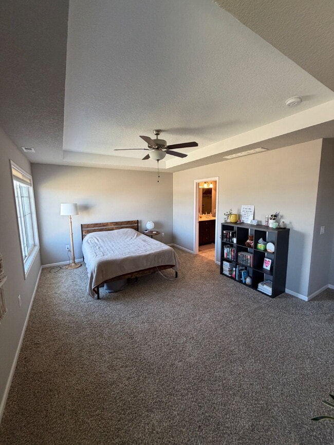 Photo - Charming 3-Bed 2.5-Bath Townhouse with Granite Finishes Near Jordan Creek Town Center