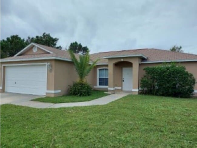 Building Photo - 3 bedrooms 2 baths in Palm Coast