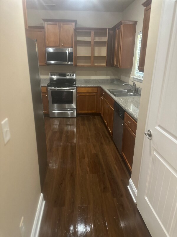 Photo - 1985 Boatswain Dr