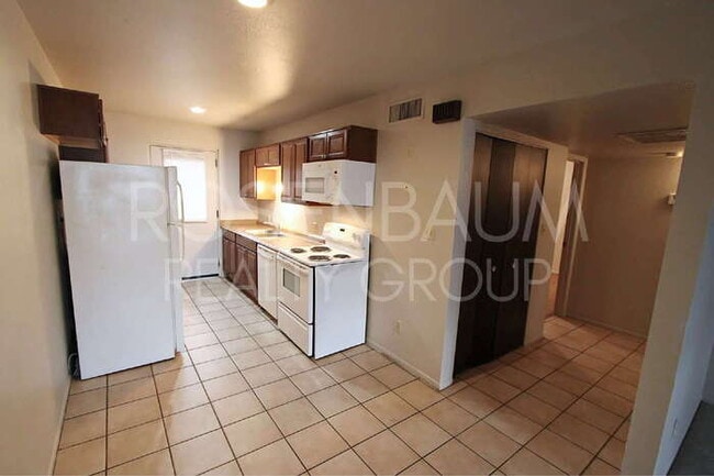 Photo - 1008 N Pueblo Dr Unit 1008