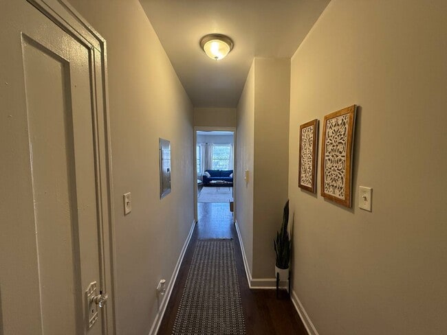 Photo - 1359 W Touhy Ave Unidad 2N