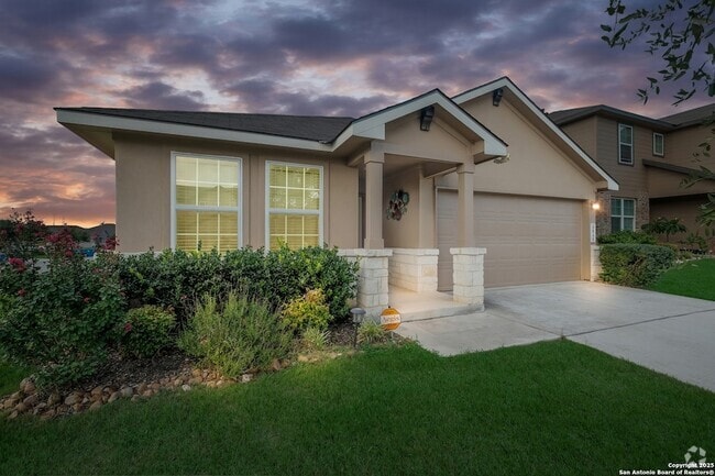 Building Photo - 4848 Closed Grip Wy Rental