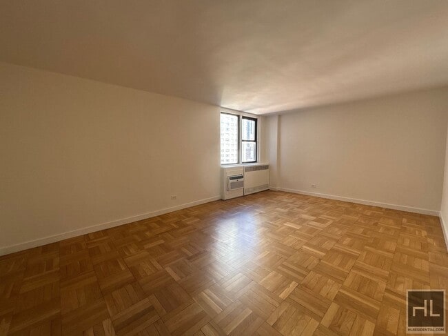 Photo - East 79th Street Unit 11K