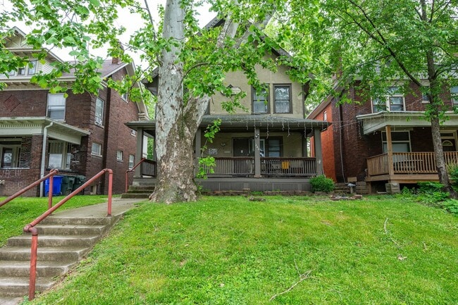Photo - 242 E 18th Ave