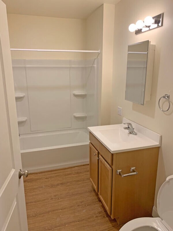 323 Pearl St Unit 6