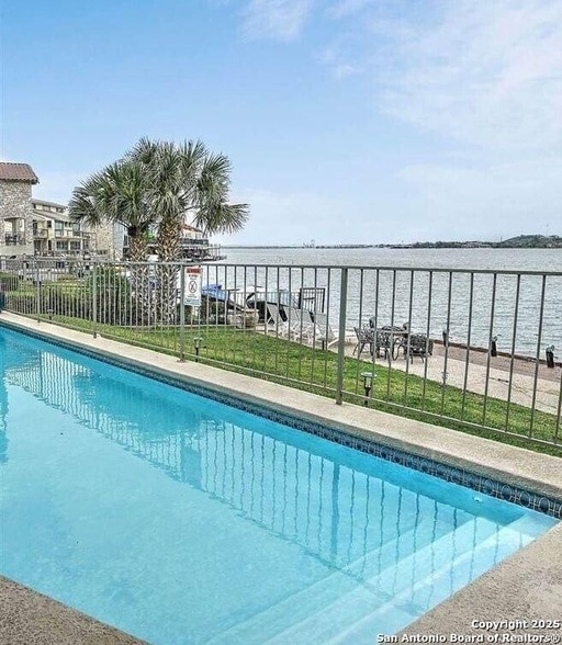 Photo - 104 Cove E