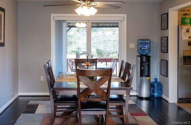 Photo - 104 Zugibe Ct