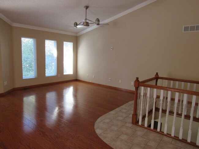 Photo - Lakefront house with Cove Protection