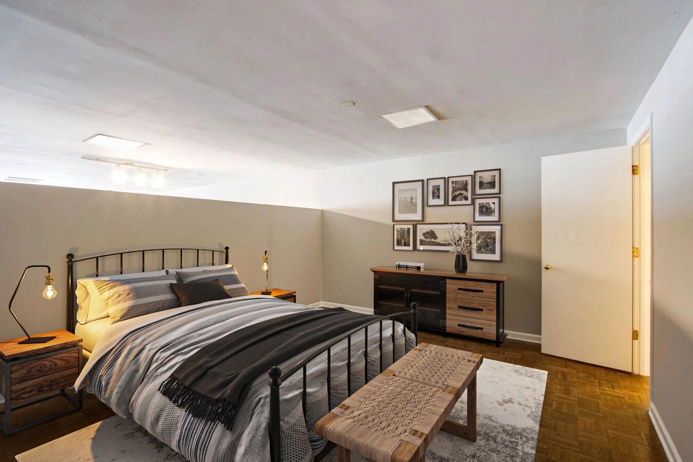 44 S. Front - 44 S. Front