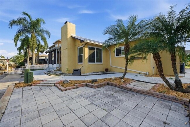 Photo - 7527 Hatteras Dr