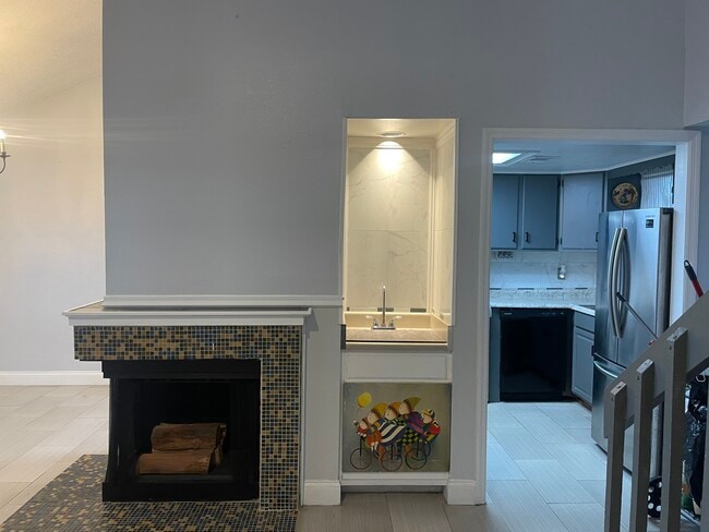 Photo - 609 Trinidad Ct