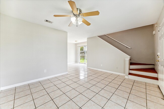 Photo - 1916 Upland Dr