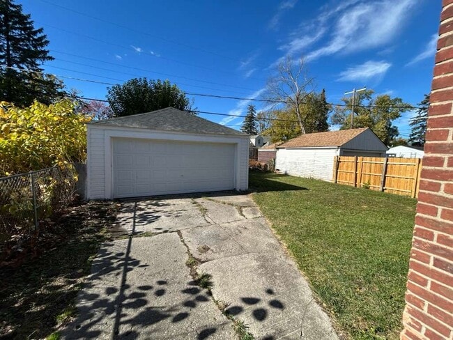 Photo - Fully Renovated 3 Bedroom Bungalow
