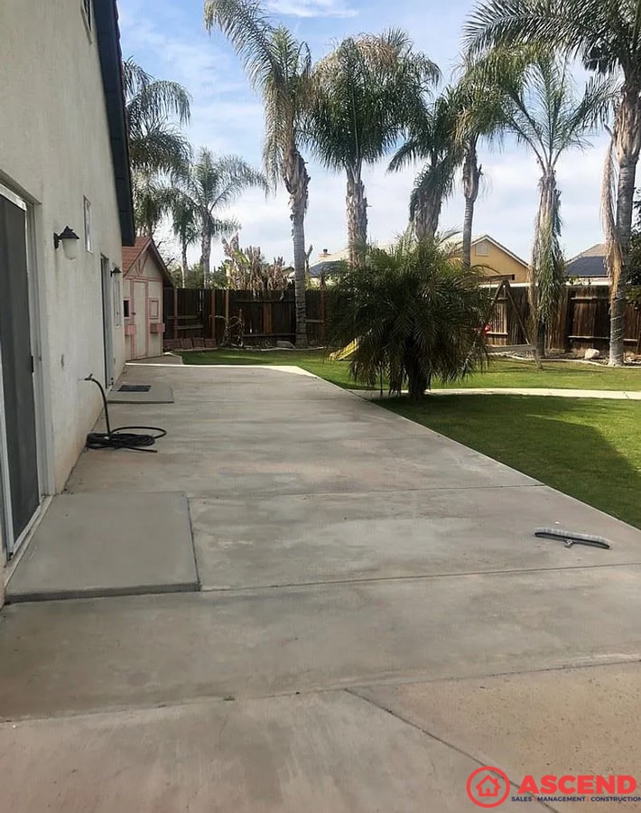 Photo - Stunning 3BD/2BA Home in Bakersfield's 93313 — Pool, 3-Car Garage, Gardener & Pool Service Included!