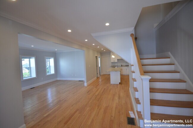 Photo - 18 Bothwell Rd Unit 1