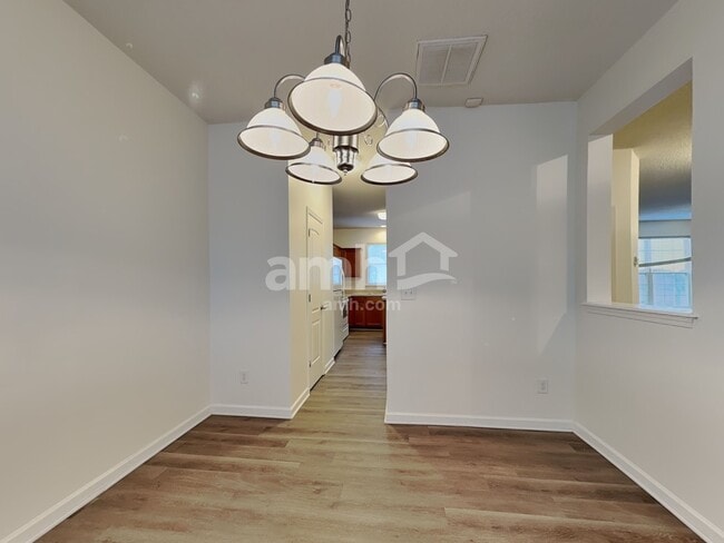 Photo - 6004 Glen Way Dr